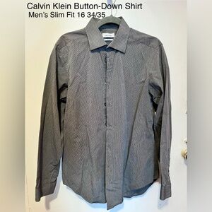 Calvin Klein button down men’s shirt. 16 34/35